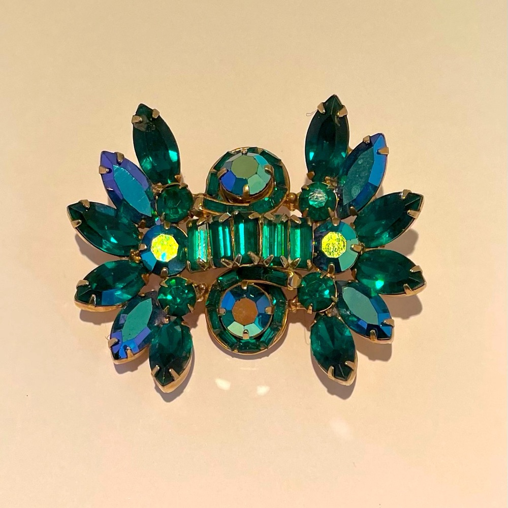 Hollycraft brooch!